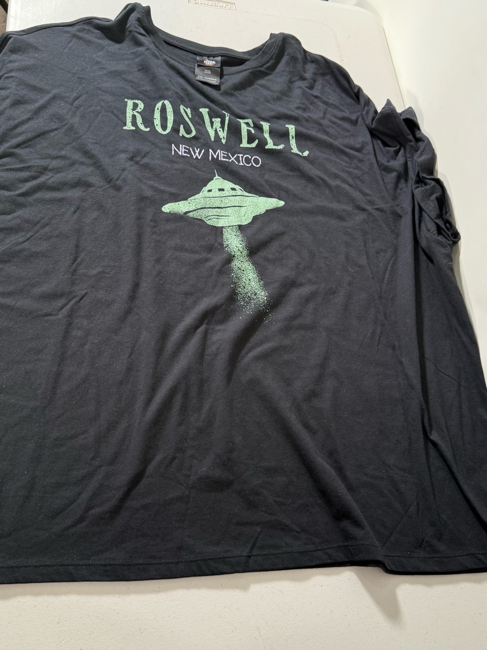 Target Black Roswell New Mexico Graphic Tee with Mint UFO